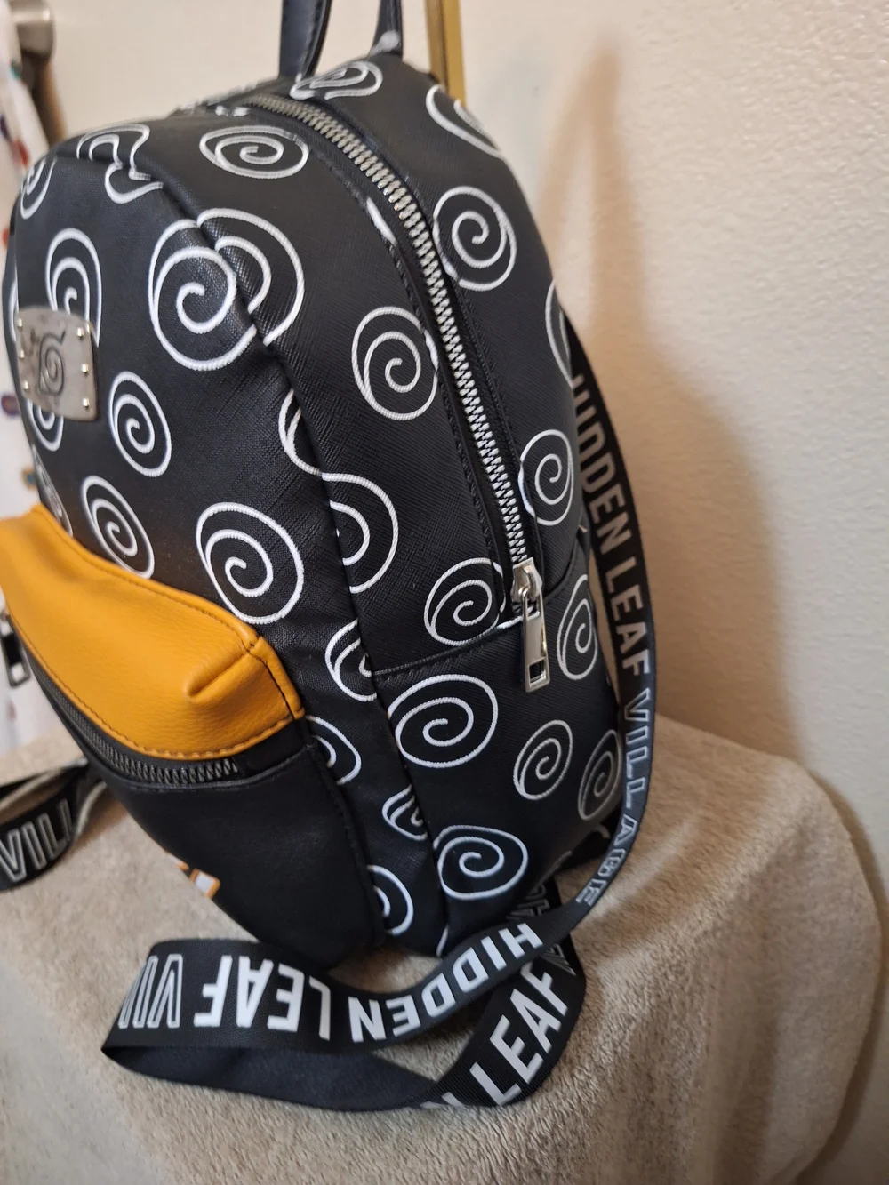 Naruto Uzumaki Black & Yellow Mini Backpack